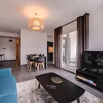 Le 305 - T3 With Garage And Beautiful Terrace * אנסי